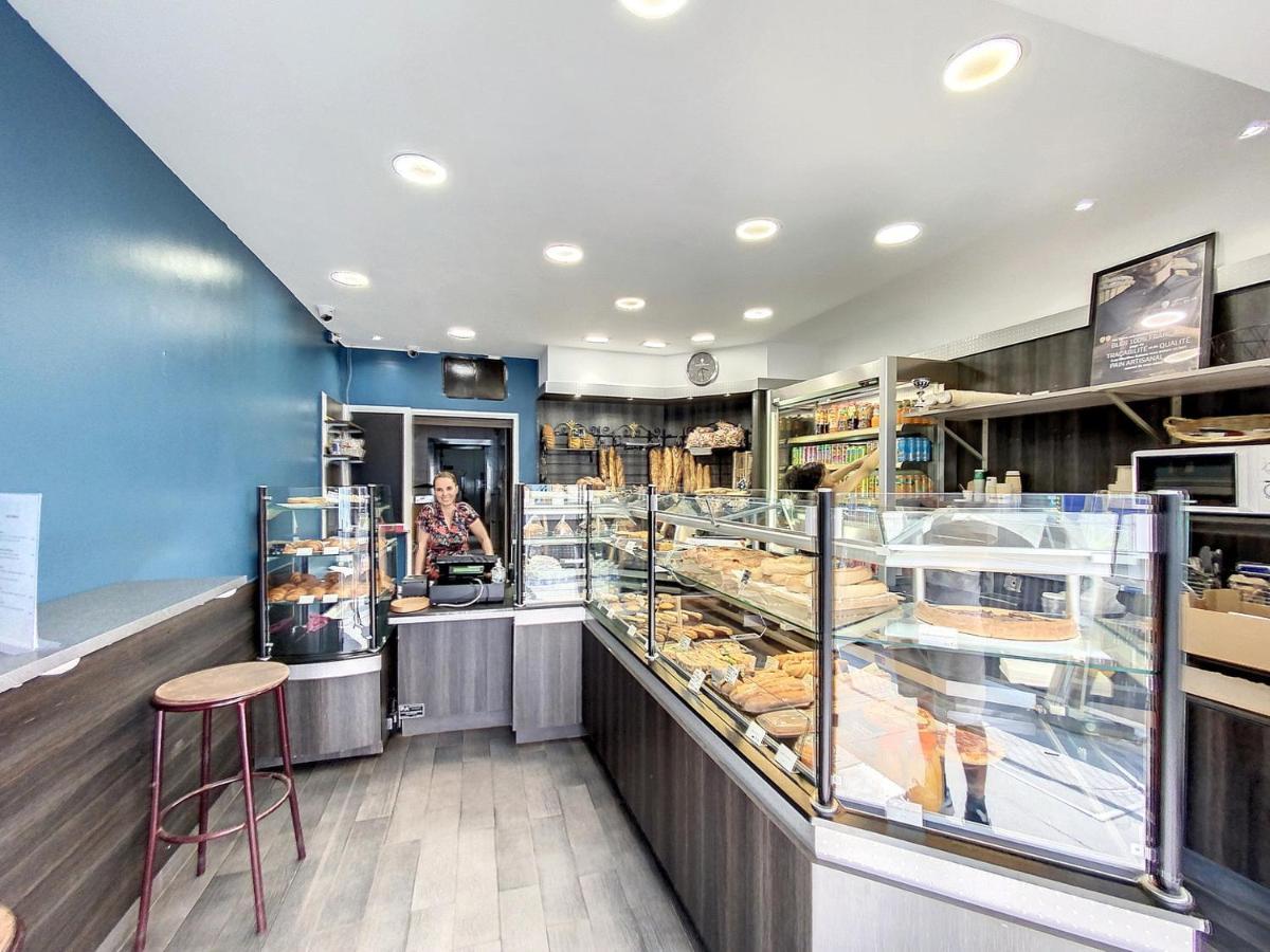 La Boulangerie Parisienne - Central - Les Freres De La Loc' Bagian luar foto